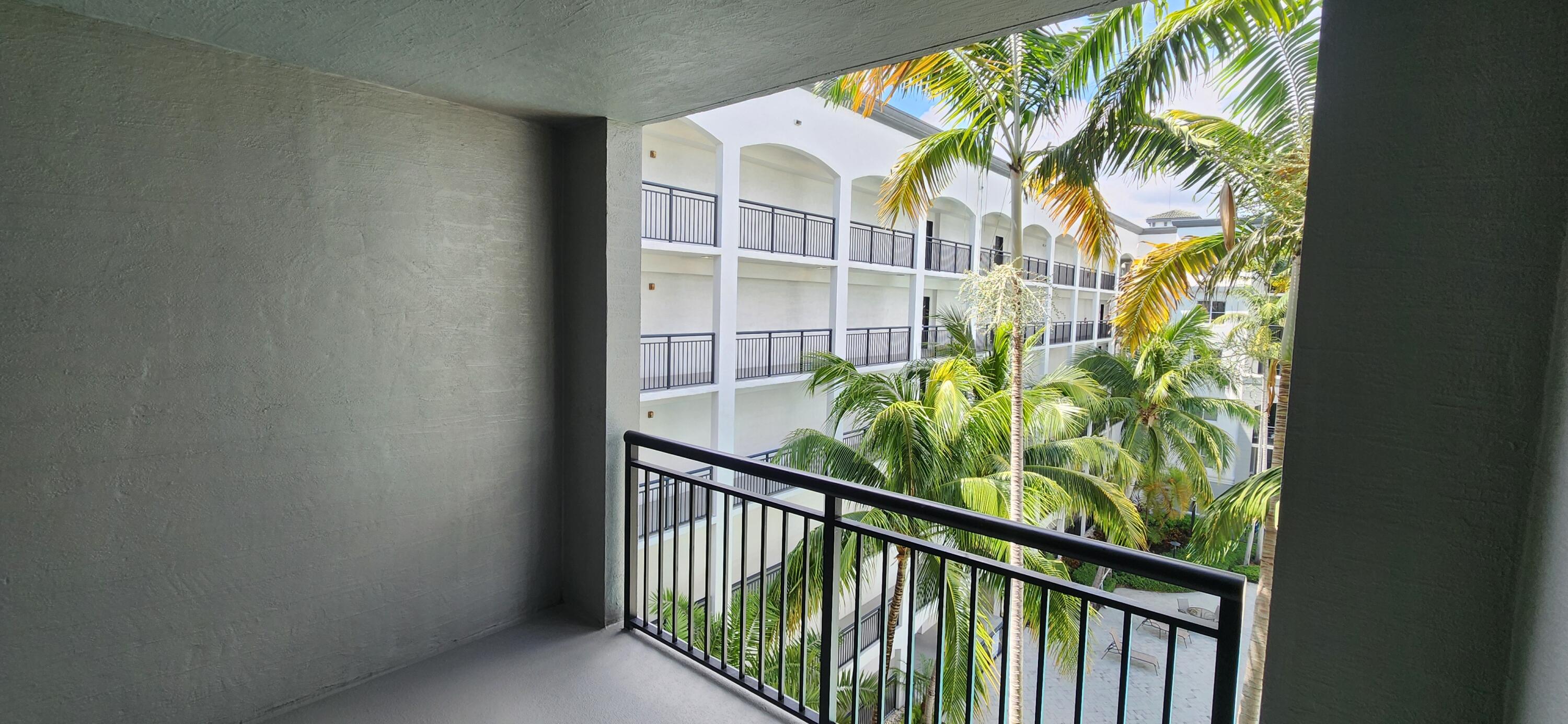 1690 Renaissance Commons Boulevard, Unit 1522 Boynton Beach, FL 33426 - Photo 35 of 45 349442292015098839
