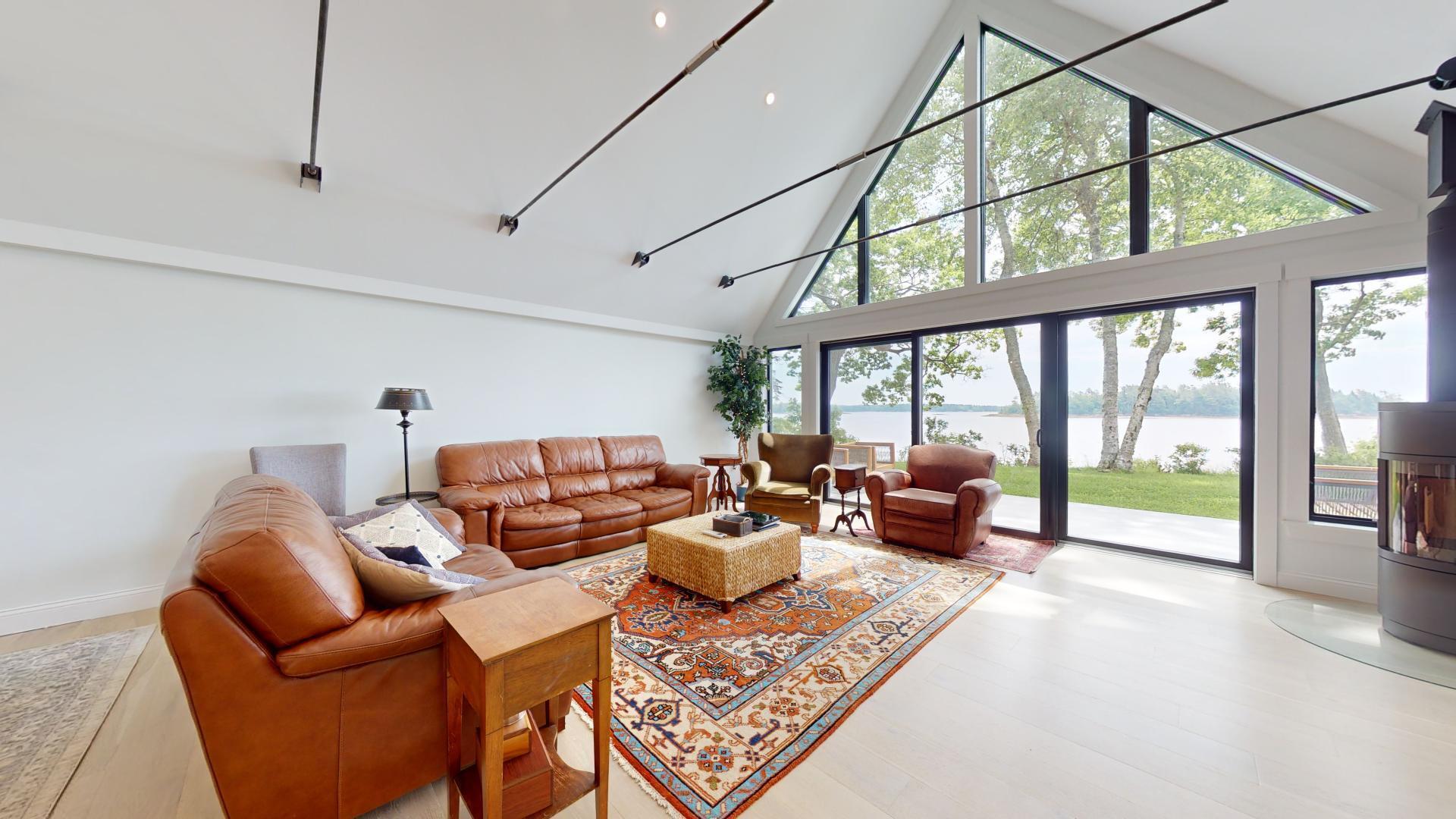 7 Merganser Way Freeport, ME 04032 - Photo 12 of 45 Expansive living room