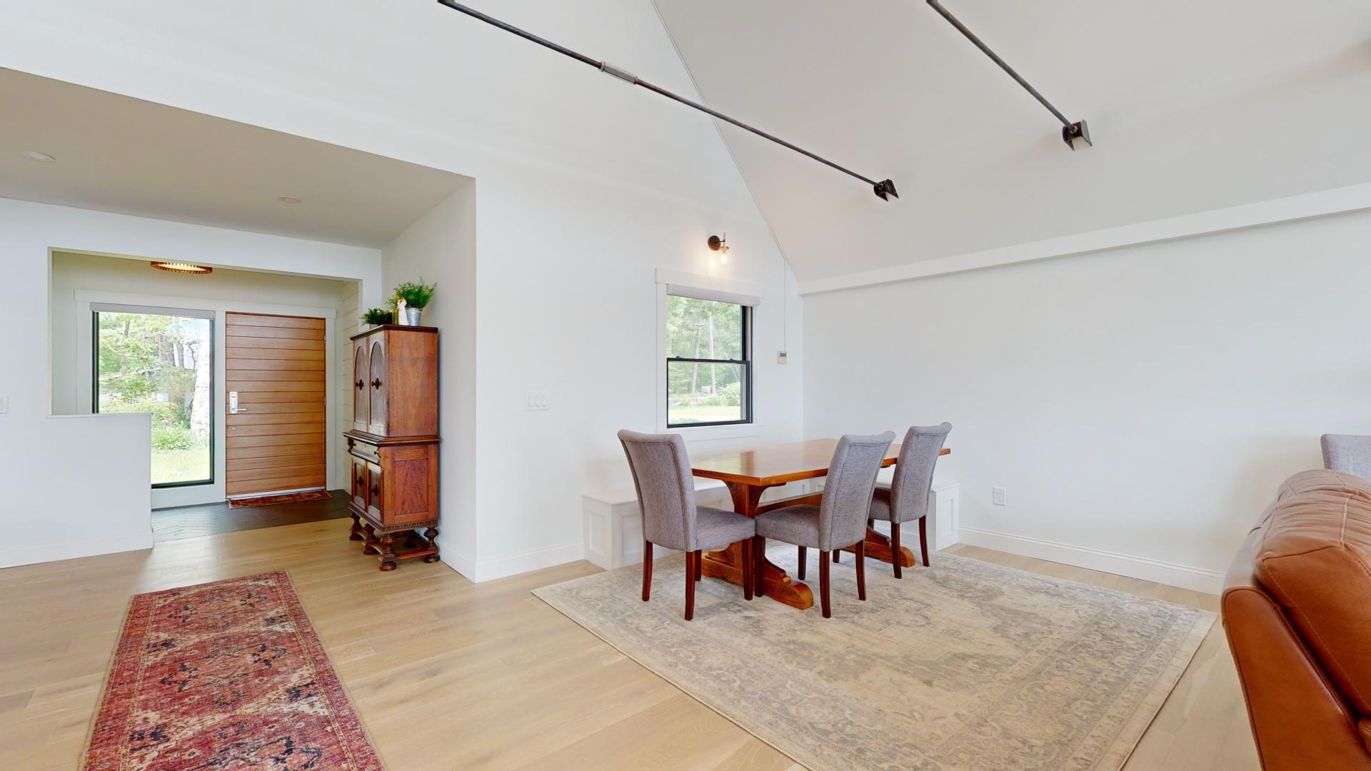 7 Merganser Way Freeport, ME 04032 - Photo 14 of 45 Dining and Entry