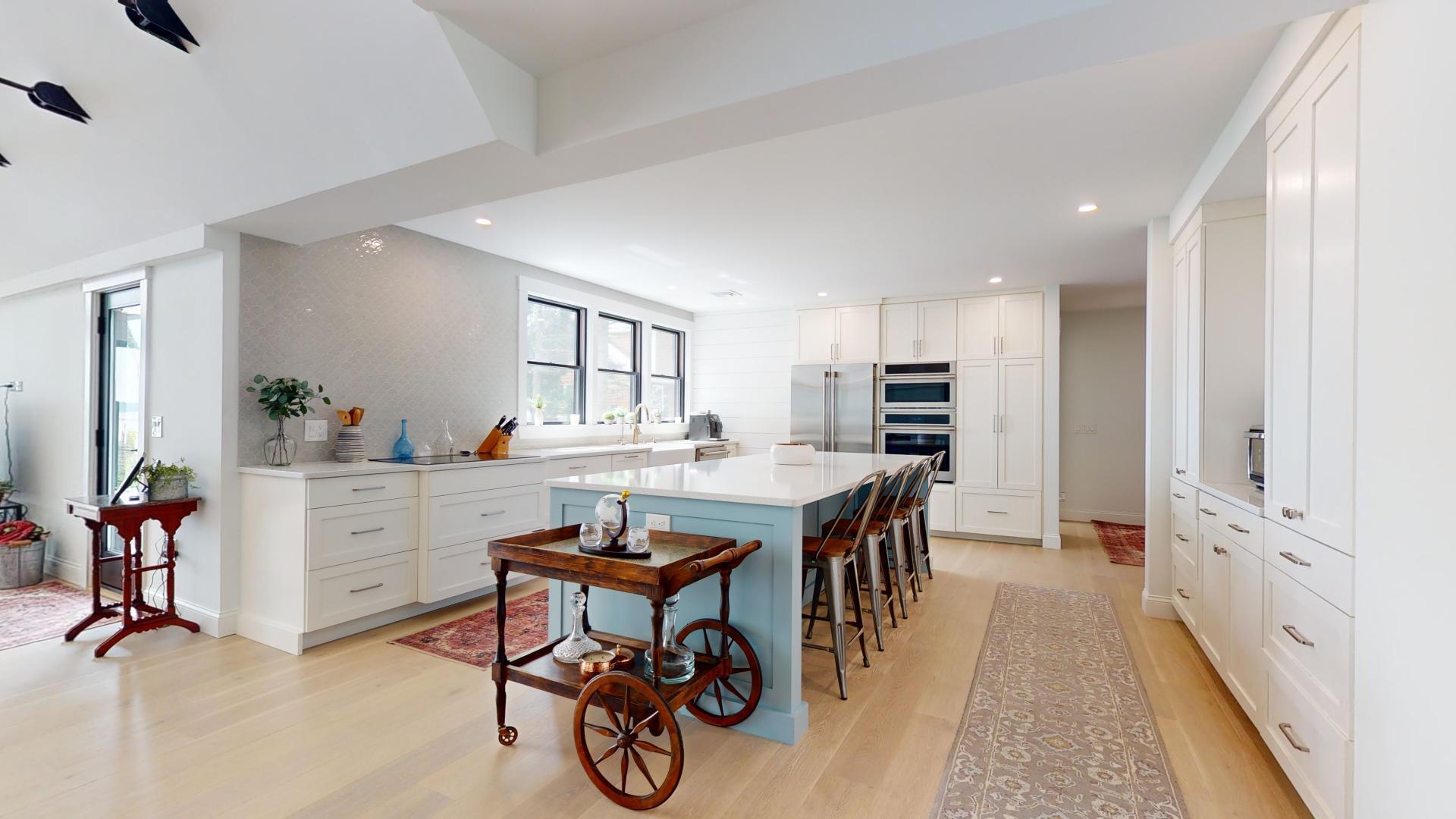 7 Merganser Way Freeport, ME 04032 - Photo 17 of 45 Seating for 4 at open island