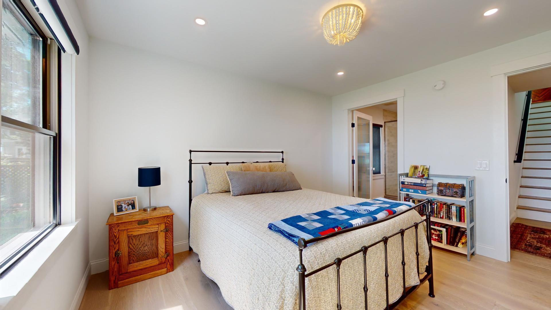 7 Merganser Way Freeport, ME 04032 - Photo 20 of 45 1st fl. ensuite bedroom