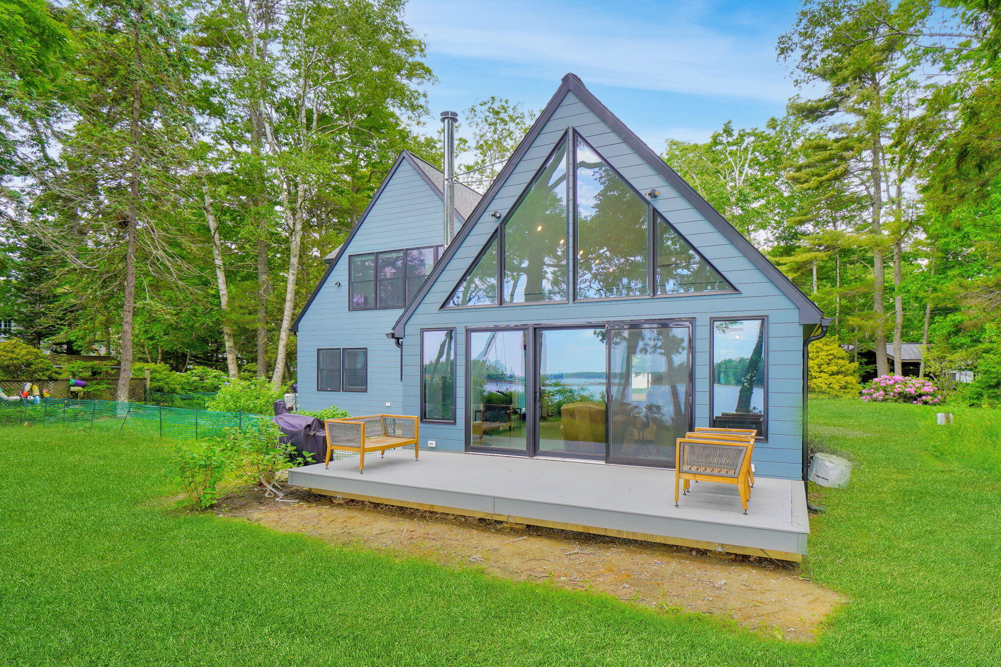 7 Merganser Way Freeport, ME 04032 - Photo 6 of 45 Look at those windows!