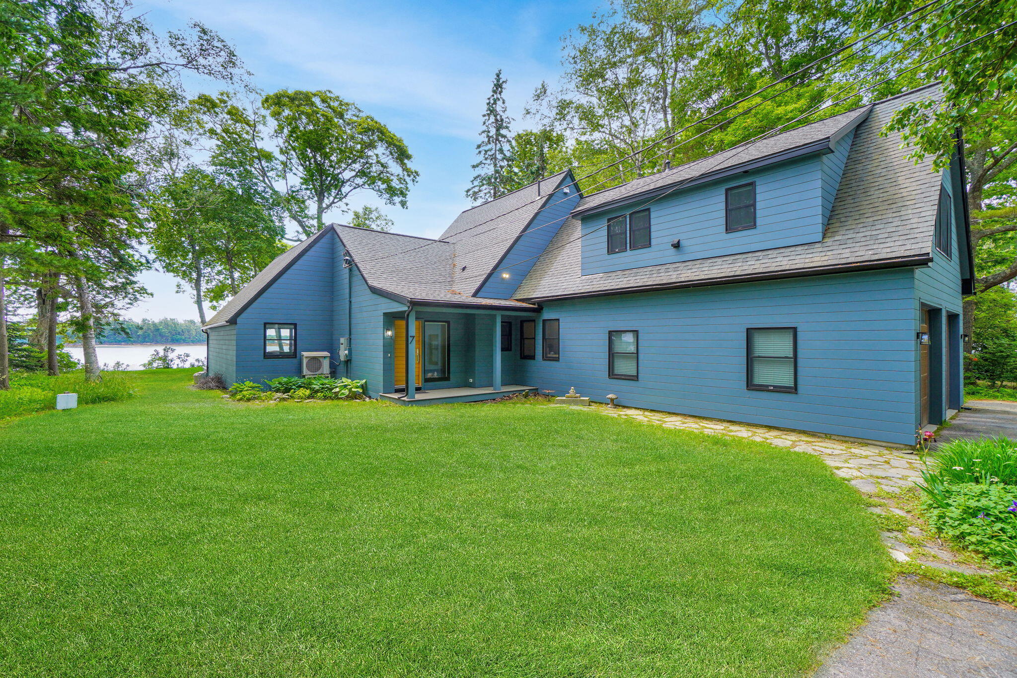 7 Merganser Way Freeport, ME 04032 - Photo 7 of 45 Left Side