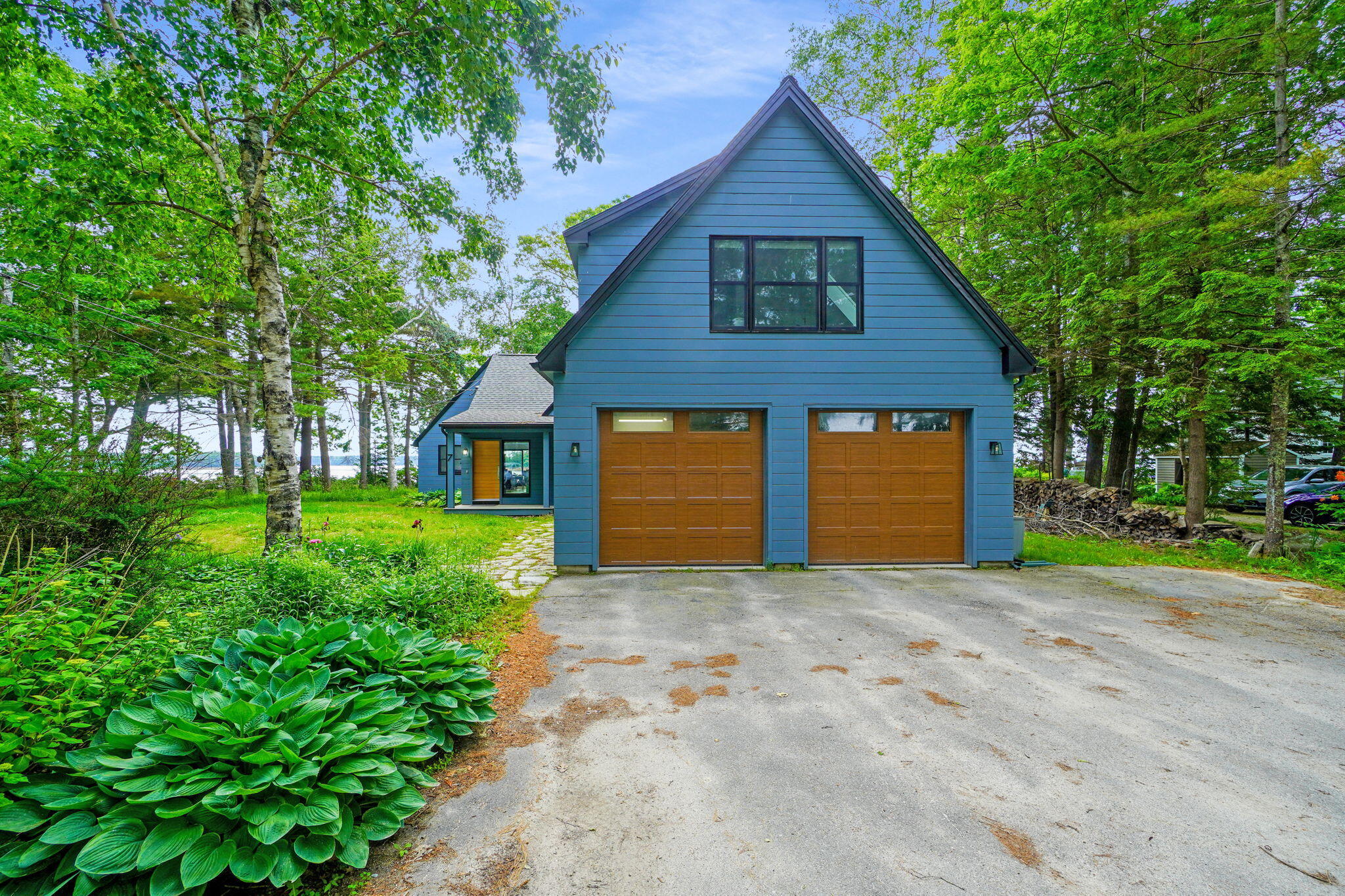 7 Merganser Way Freeport, ME 04032 - Photo 9 of 45 2 car garage + 5+ paved spaces