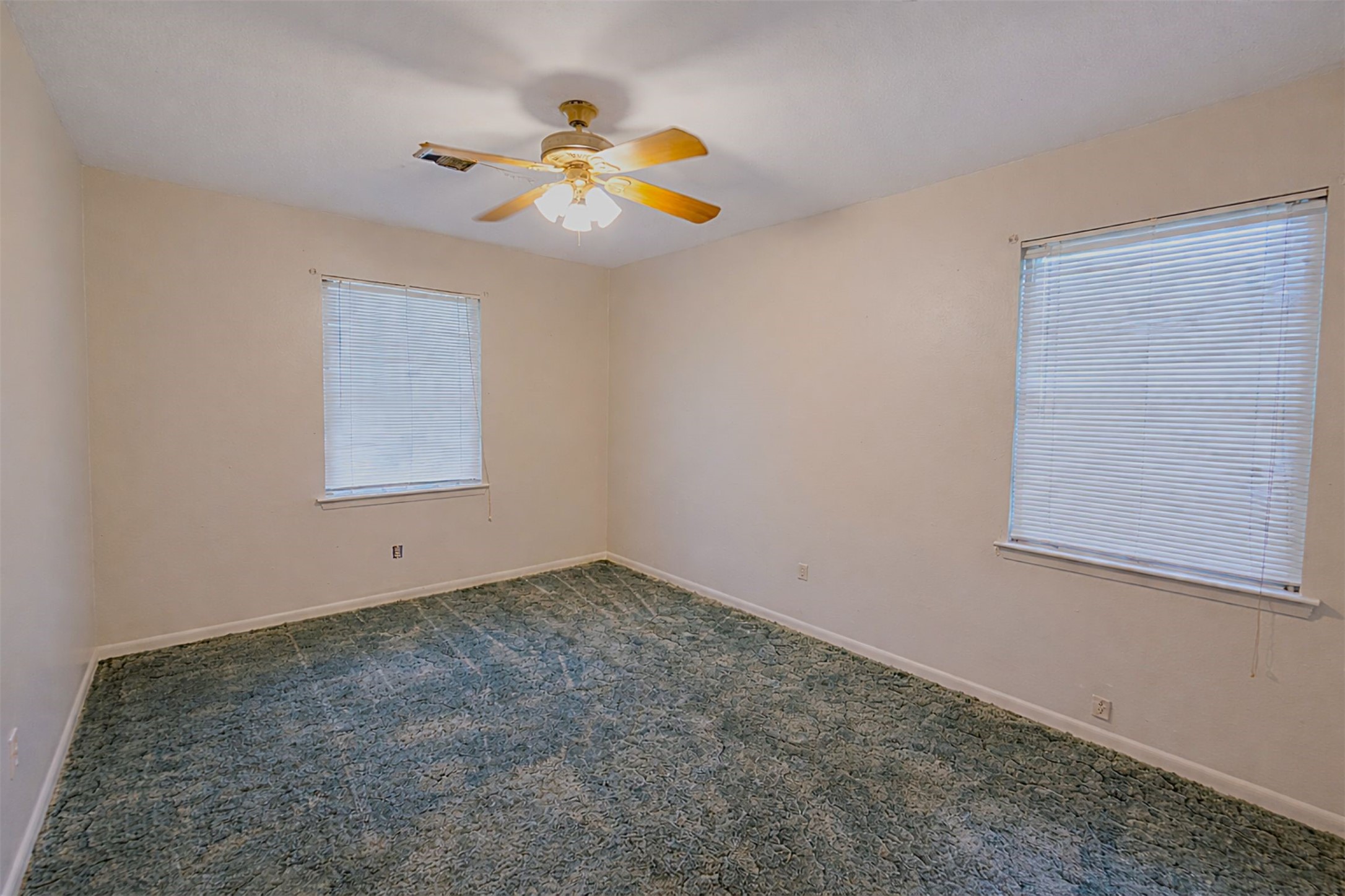 5403 Louise Street Baytown, TX 77521 - Photo 21 of 28