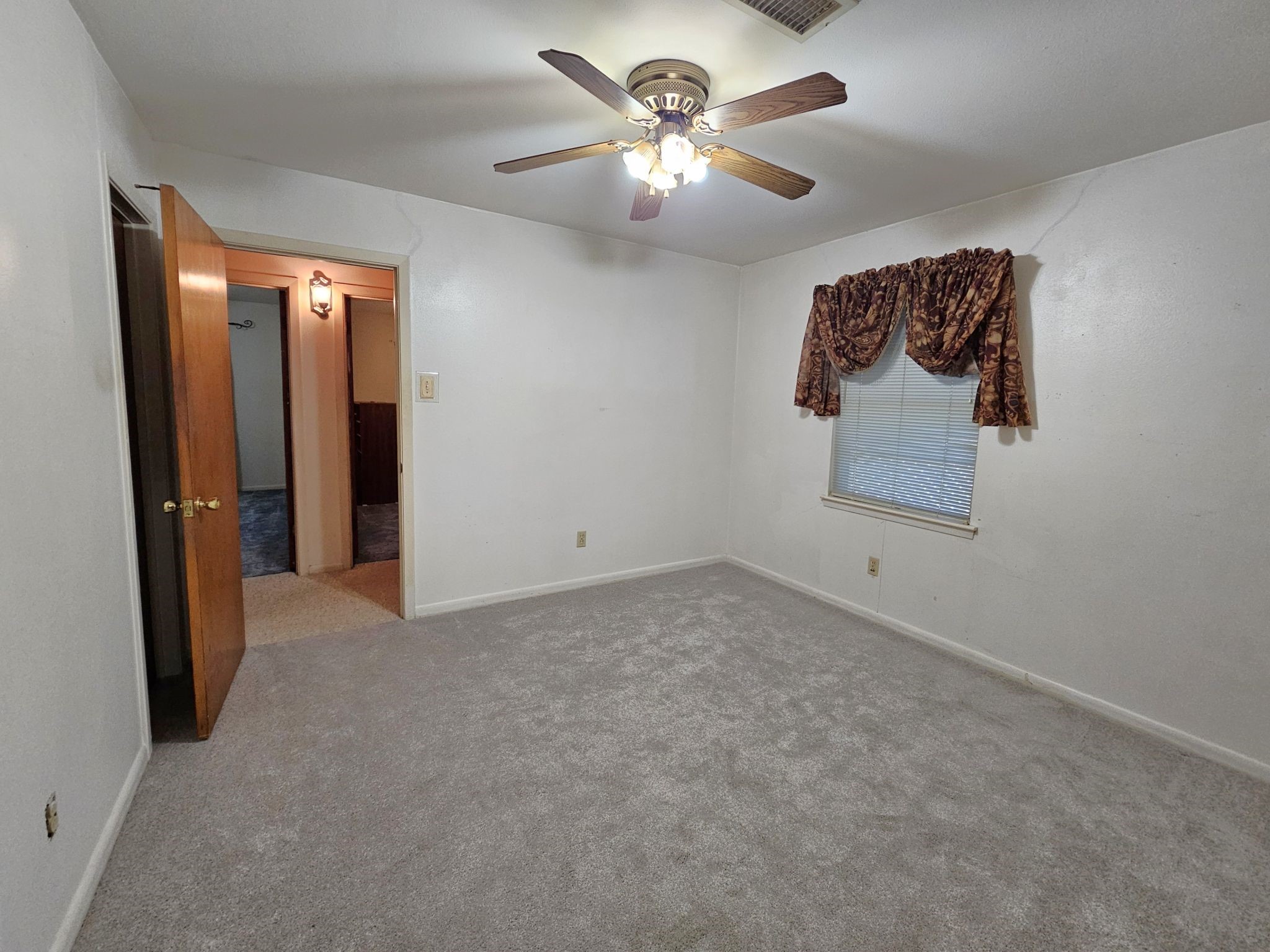 5403 Louise Street Baytown, TX 77521 - Photo 23 of 28