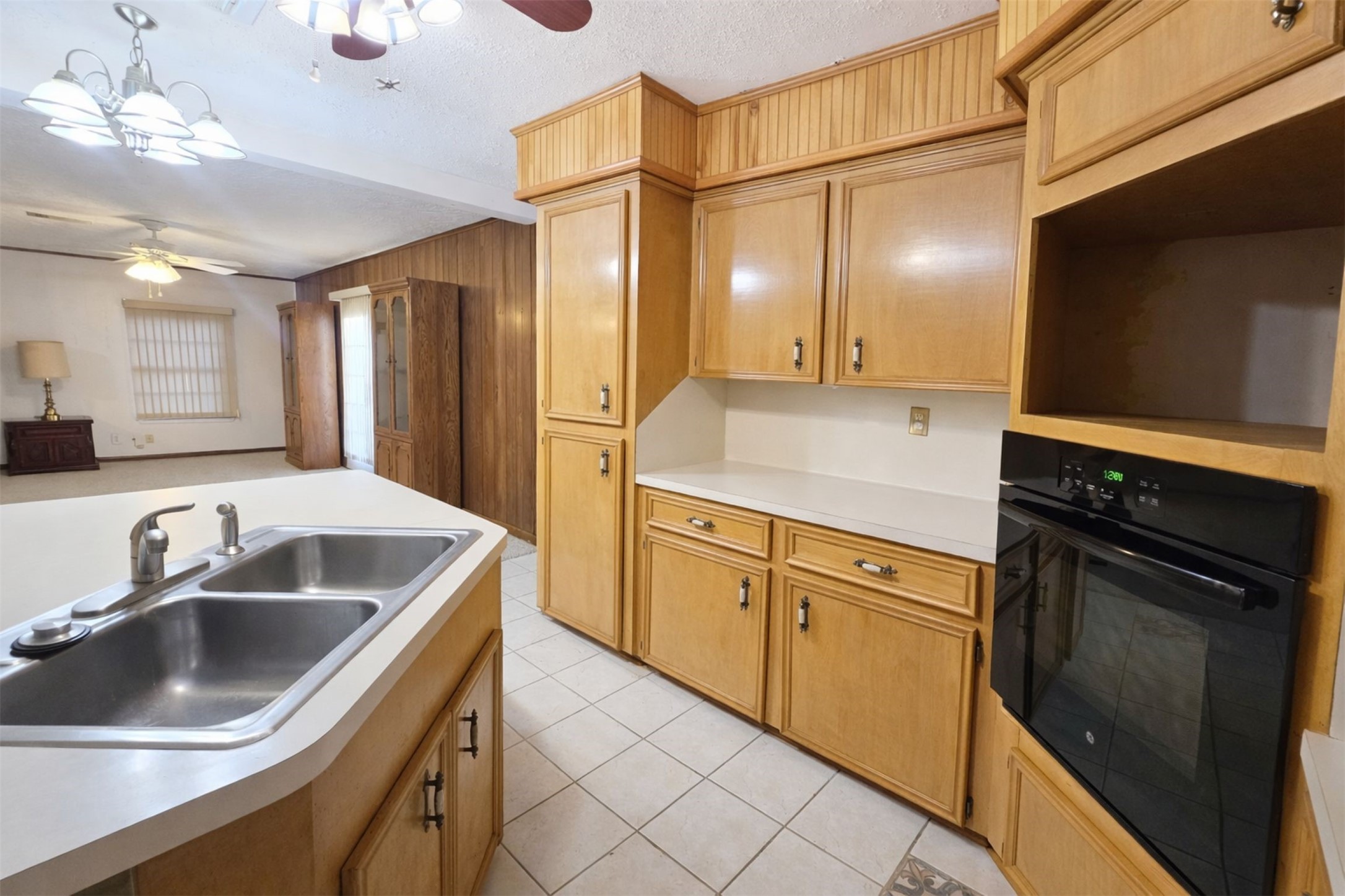 5403 Louise Street Baytown, TX 77521 - Photo 7 of 28