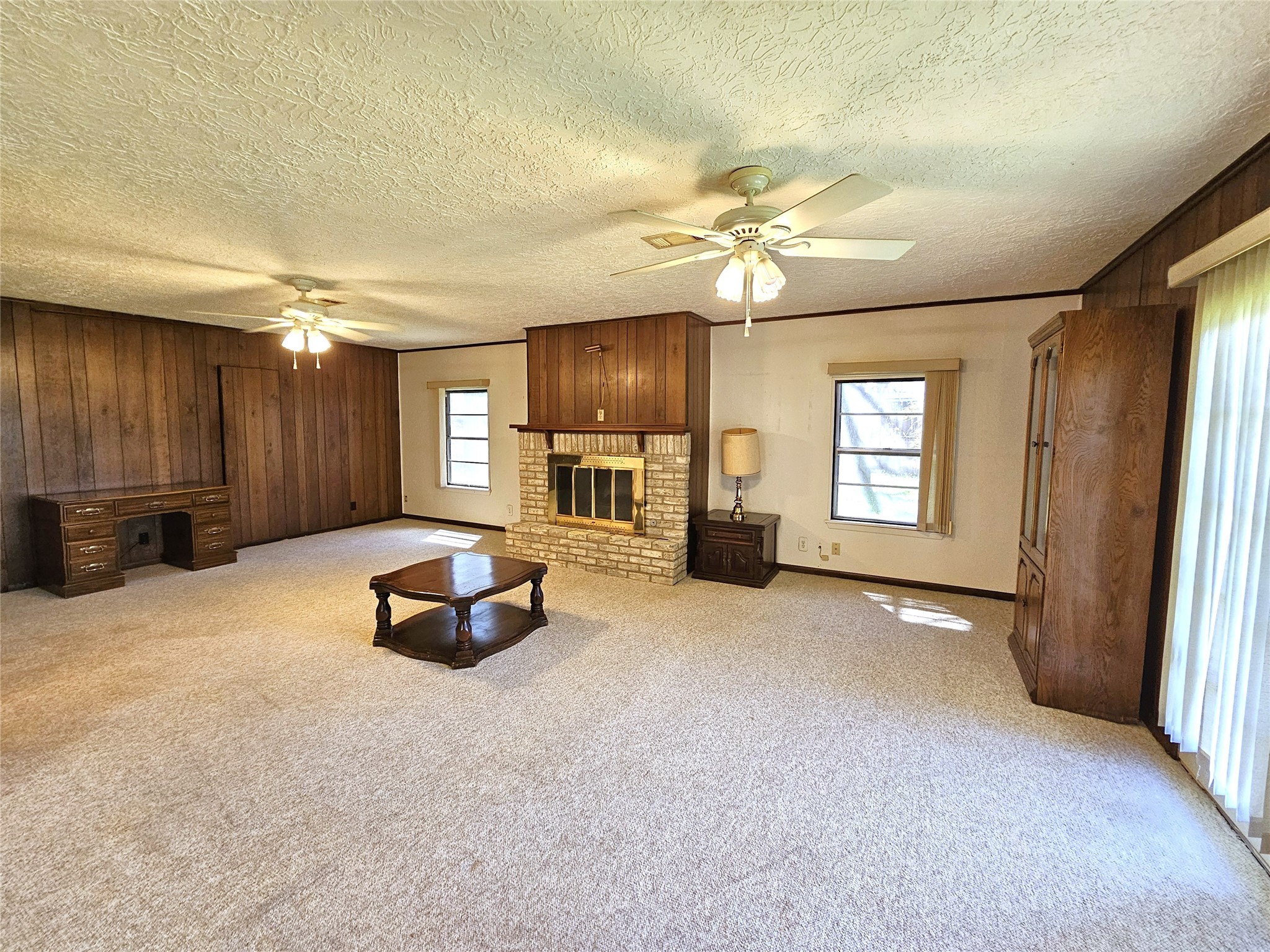 5403 Louise Street Baytown, TX 77521 - Photo 8 of 28