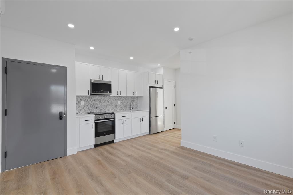 9 Lagrange Avenue, Unit 4 Poughkeepsie, NY 12603 - Photo 2 of 15