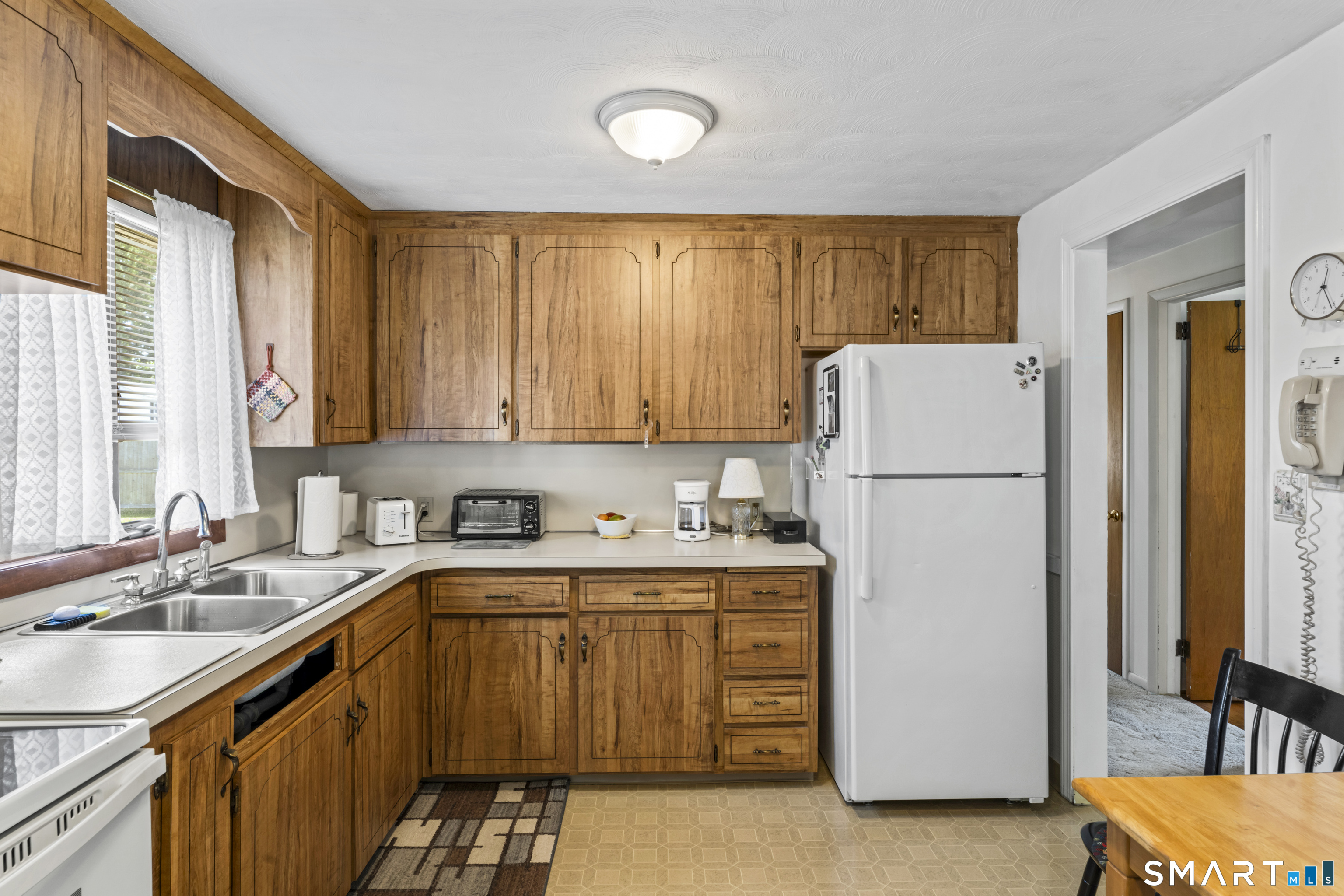 5 York Road Berlin, CT 06037 - Photo 6 of 37