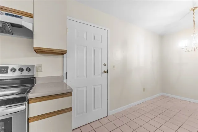 $270,000 | 203 Hildred Drive, Burlington, VT 05401