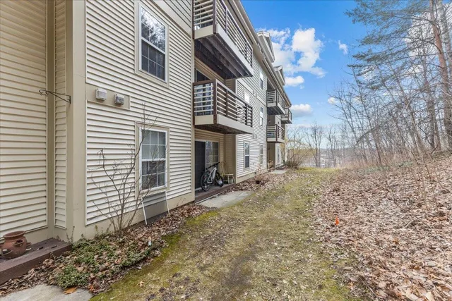 $270,000 | 203 Hildred Drive, Burlington, VT 05401