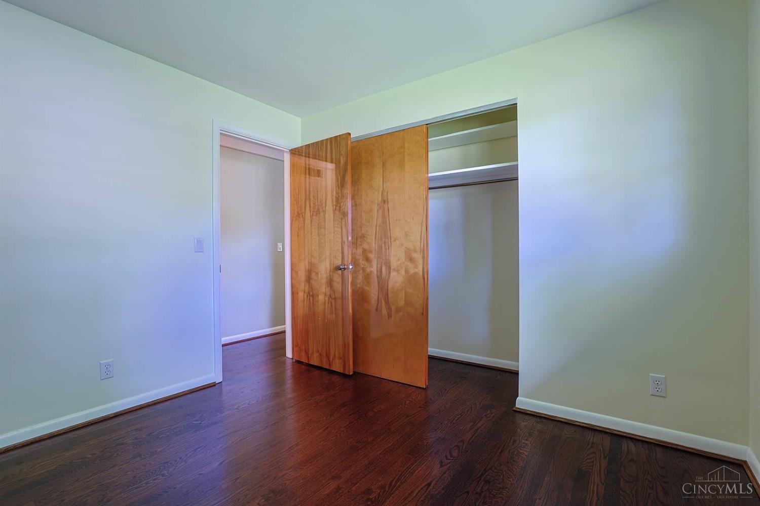 543 Compton Road Cincinnati, OH 45215 - Photo 24 of 39 Gallery Image 24
