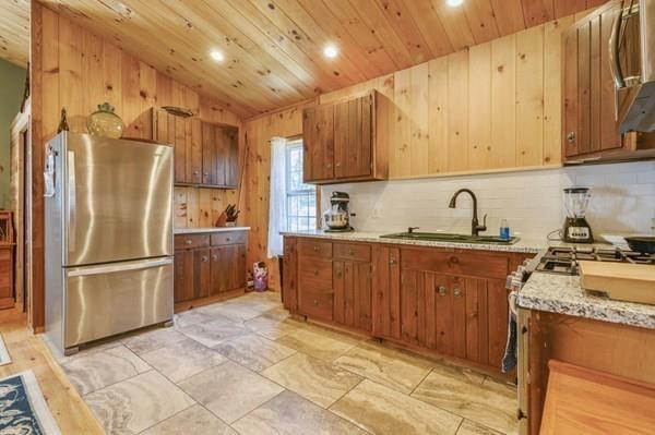 2 Mattapoisett Road Wareham, MA 02571 - Photo 15 of 39 Gallery Image 15