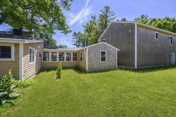 2 Mattapoisett Road Wareham, MA 02571 - Photo 4 of 39 Gallery Image 4
