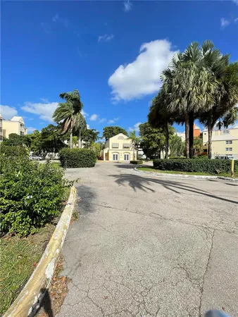 $1,975 | Doral, Doral, FL 33166