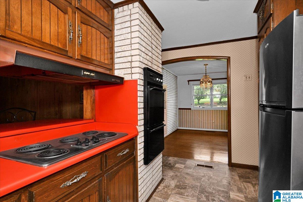 170 Pleasant Acres Road Decatur, AL 35603 - Photo 7 of 46