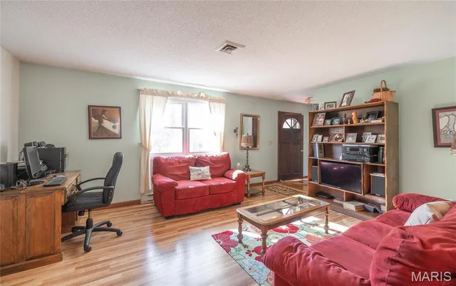 $375,000 | 10815 Timber Drive, Rolla, MO 65401