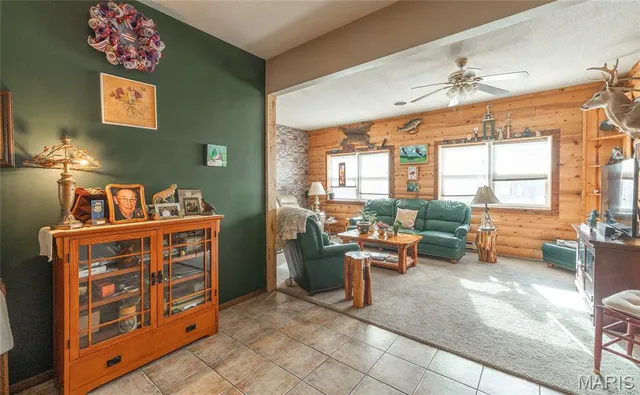 $375,000 | 10815 Timber Drive, Rolla, MO 65401