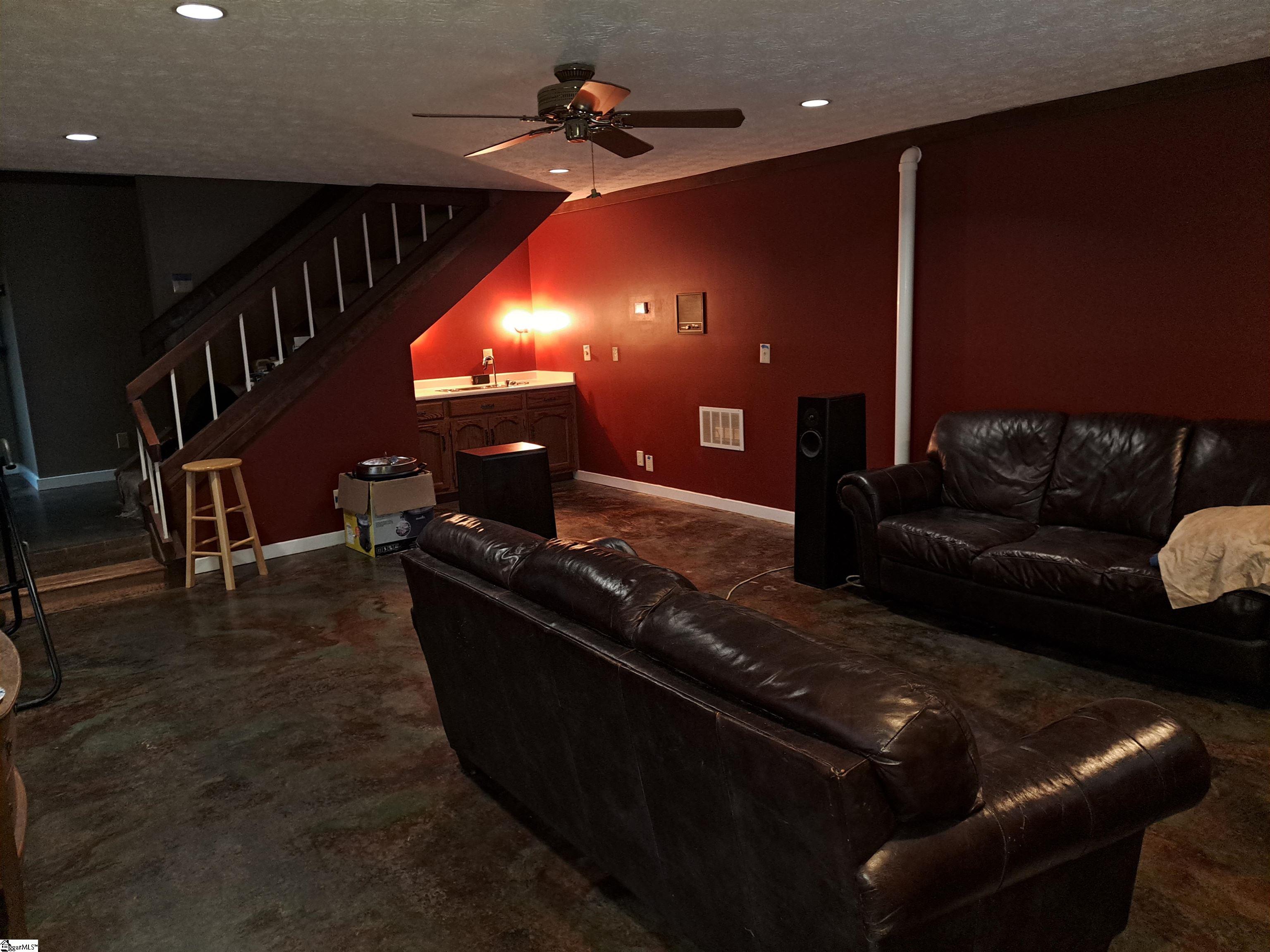 1923 Fairview Road Fountain Inn, SC 29644 - Photo 19 of 48