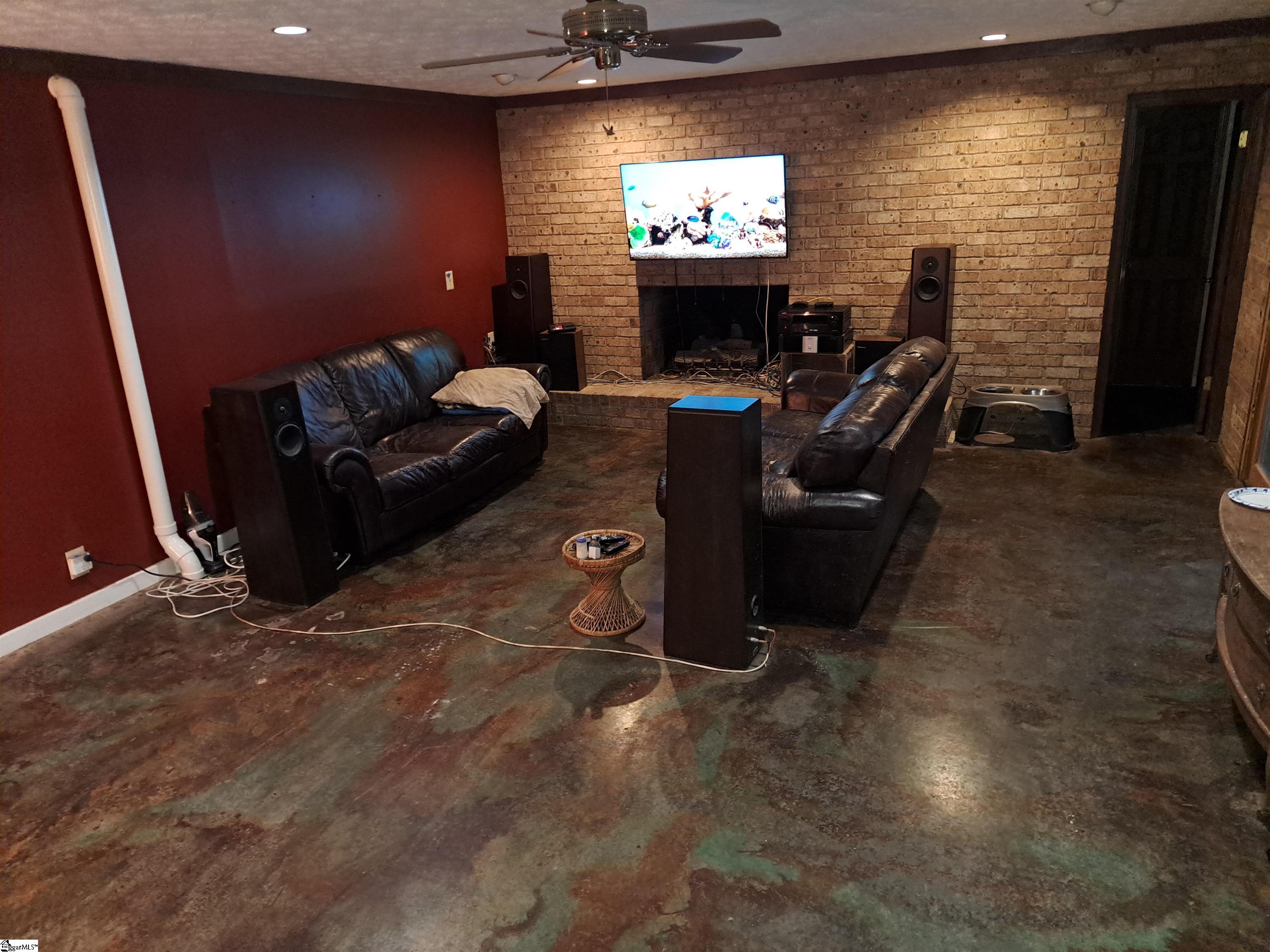 1923 Fairview Road Fountain Inn, SC 29644 - Photo 3 of 48