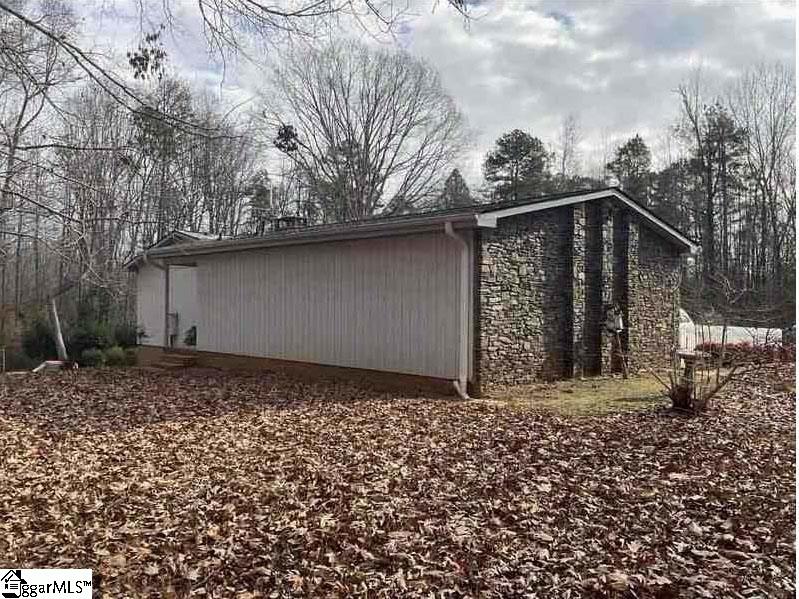 1923 Fairview Road Fountain Inn, SC 29644 - Photo 7 of 48