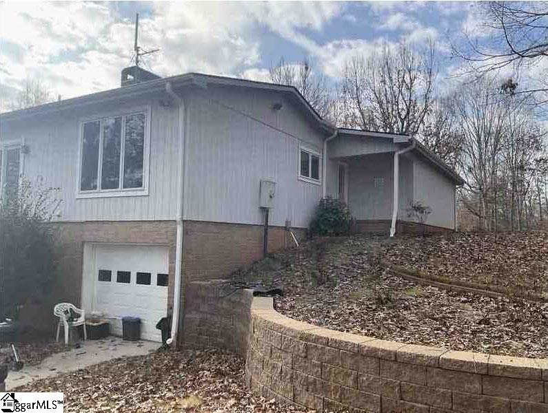 1923 Fairview Road Fountain Inn, SC 29644 - Photo 8 of 48