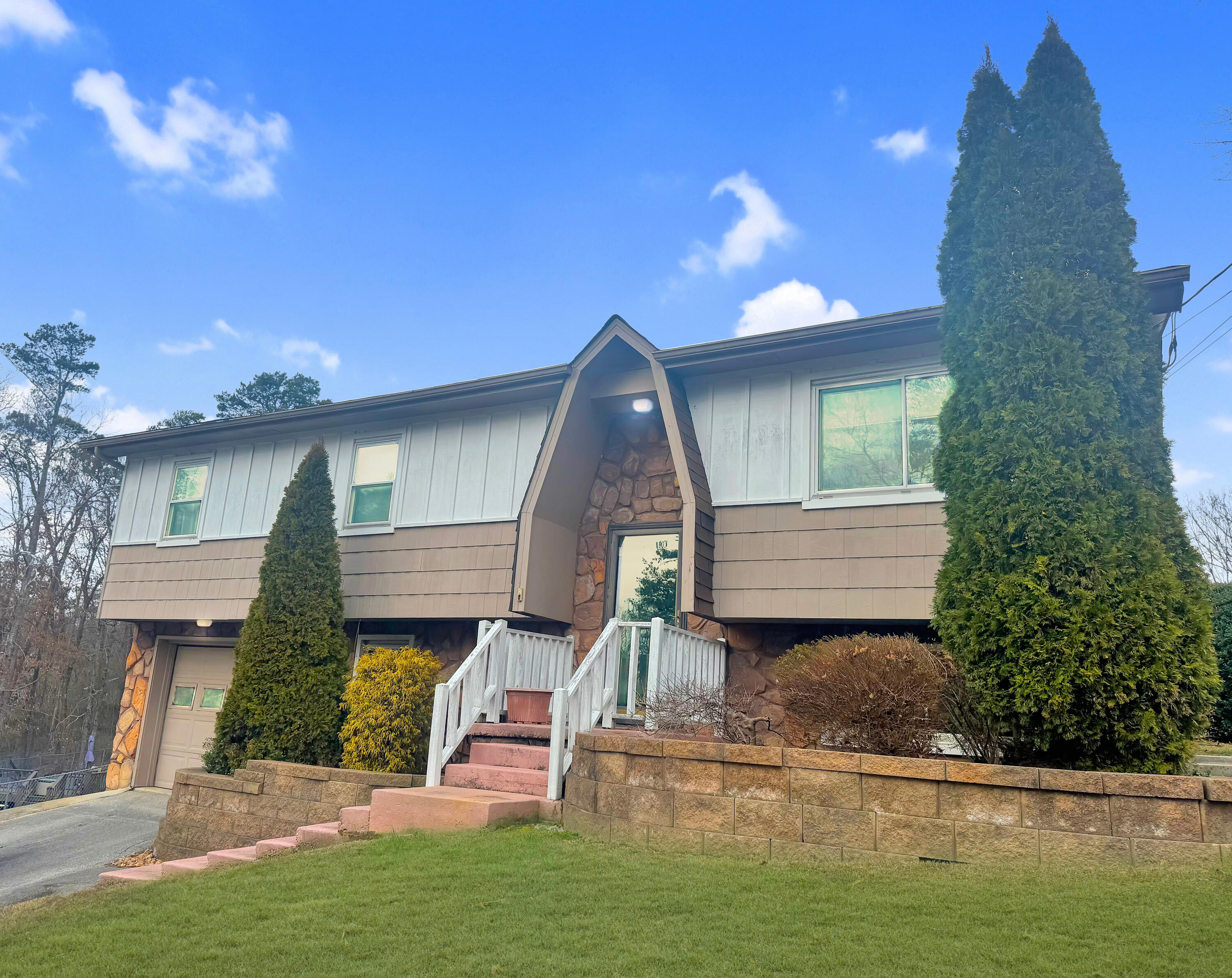 1505 North Chester Road Hixson, TN 37343 - Photo 1 of 1 2a418054586f47ed99e883b3b3e58b17