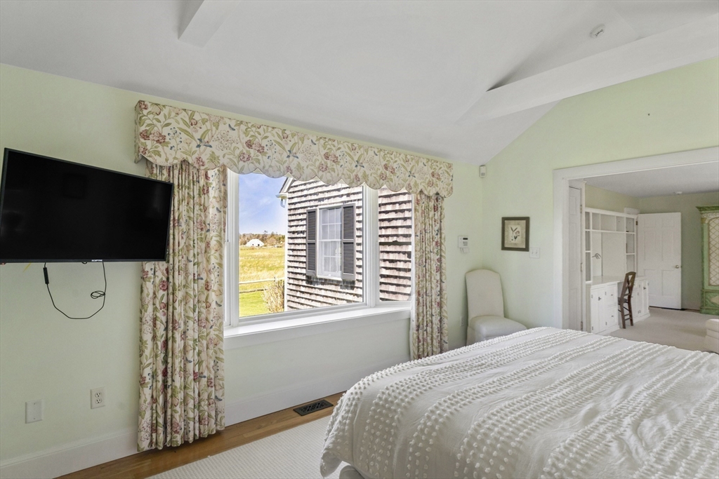 23 Beetle Swamp Road Edgartown, MA 02539 - Photo 19 of 40