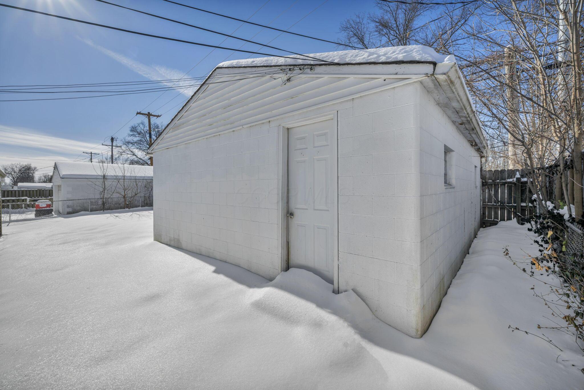 845 Exeter Road Columbus, OH 43213 - Photo 45 of 46 2 Car Garage