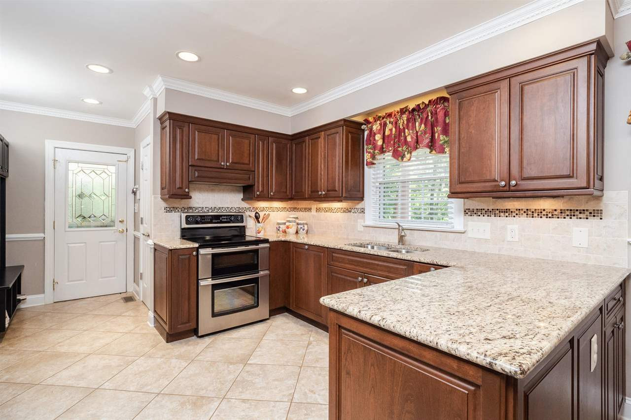 6802 Phillips Court Raleigh, NC 27607 - Photo 7 of 24 Photo 7