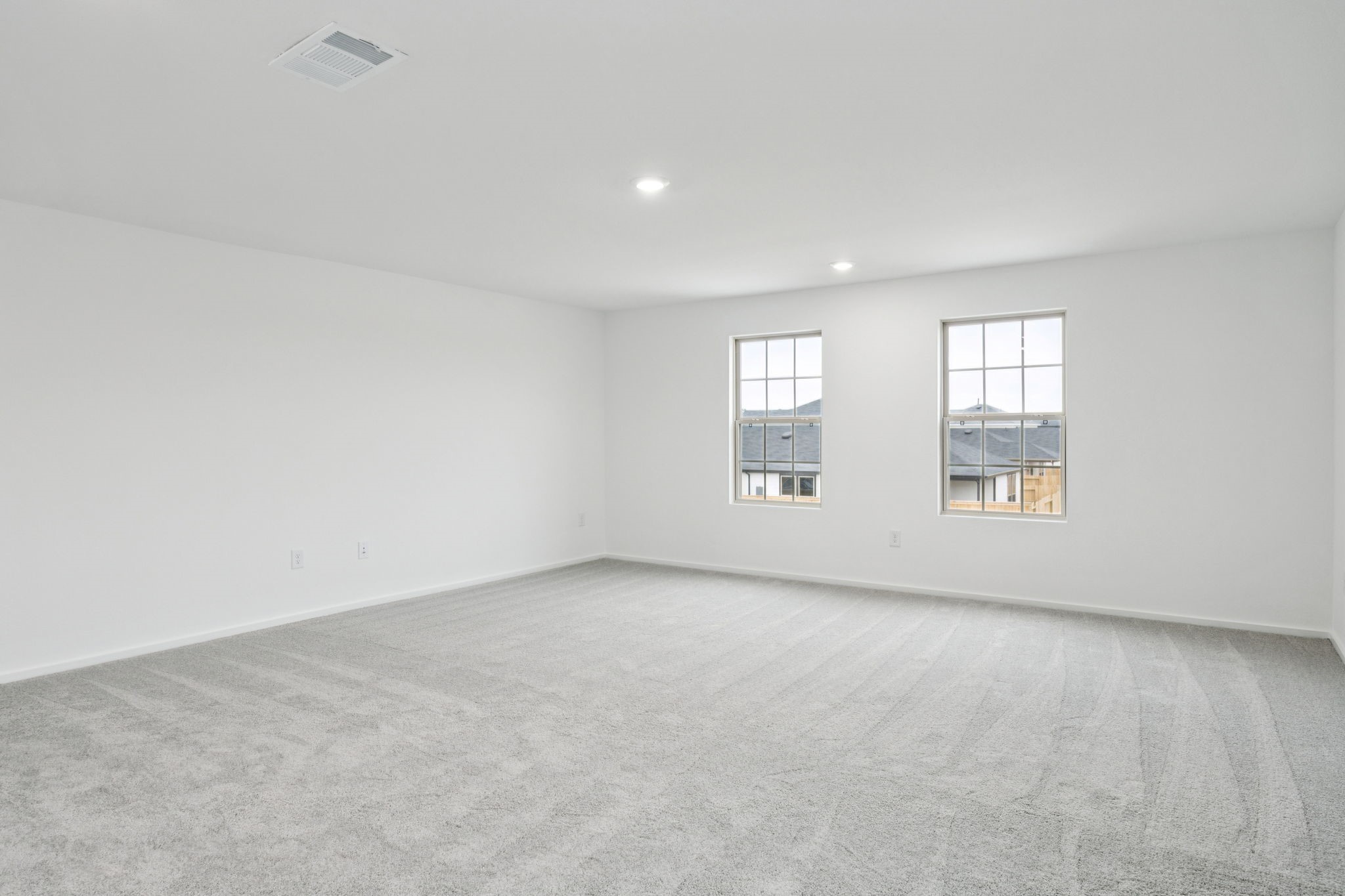 414 Point Nemo Street Crosby, TX 77532 - Photo 18 of 50 an empty room with windows