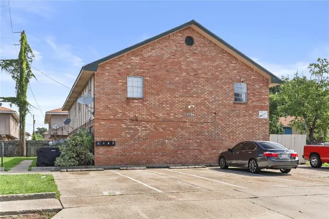 $389,000 | 1657 Gary Court, Gretna, LA 70056