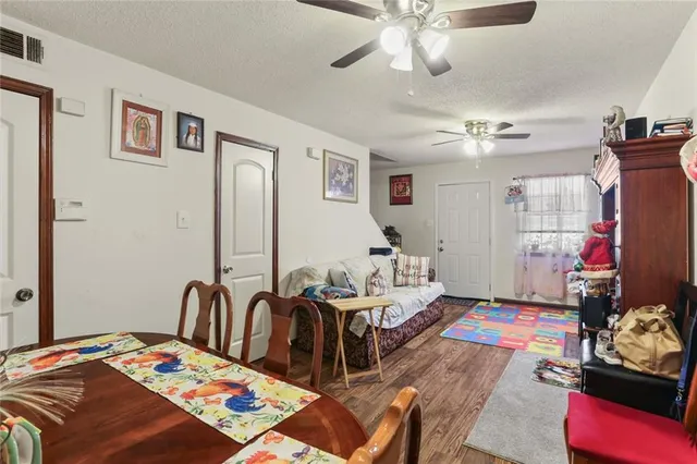 $389,000 | 1657 Gary Court, Gretna, LA 70056