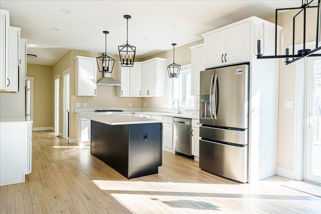 99 West River Street Upton, MA 01568 - Photo 5 of 21