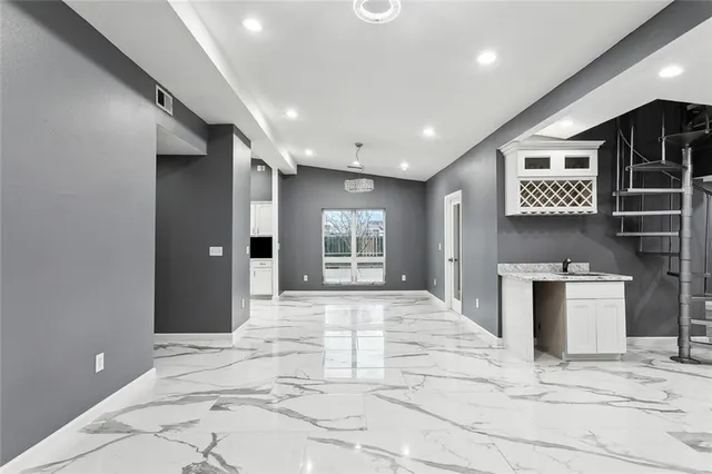 $3,300 | Undisclosed Address, Metairie, LA 70002