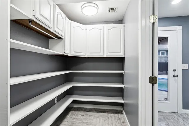 $3,300 | Undisclosed Address, Metairie, LA 70002