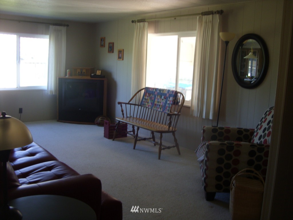 16414 Dike Road Mount Vernon, WA 98273 - Photo 4 of 15