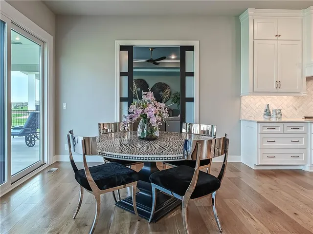 $1,141,380 | 17212 Nieman Road, Overland Park, KS 66221