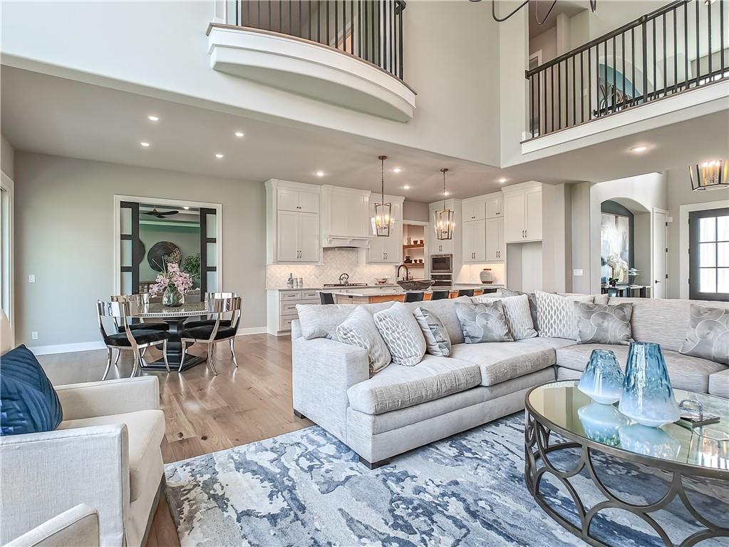 17212 Nieman Road Overland Park, KS 66221 - Photo 8 of 49