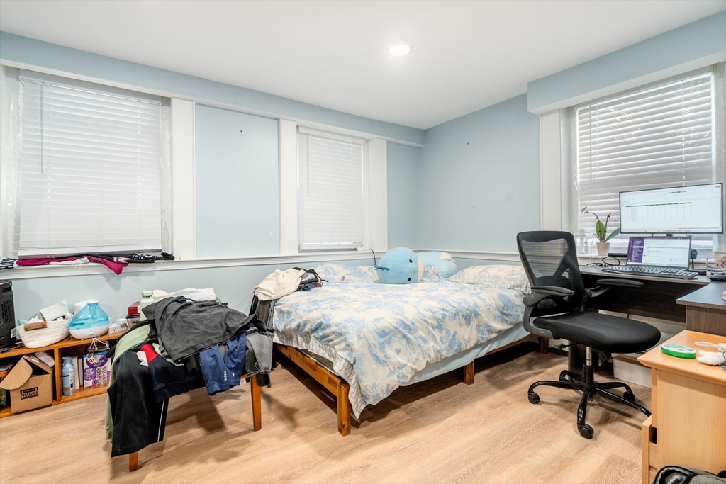 343 Harvard Street Cambridge, MA 02138 - Photo 11 of 41