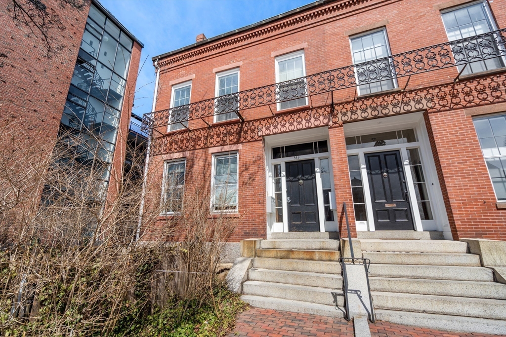 343 Harvard Street Cambridge, MA 02138 - Photo 2 of 41