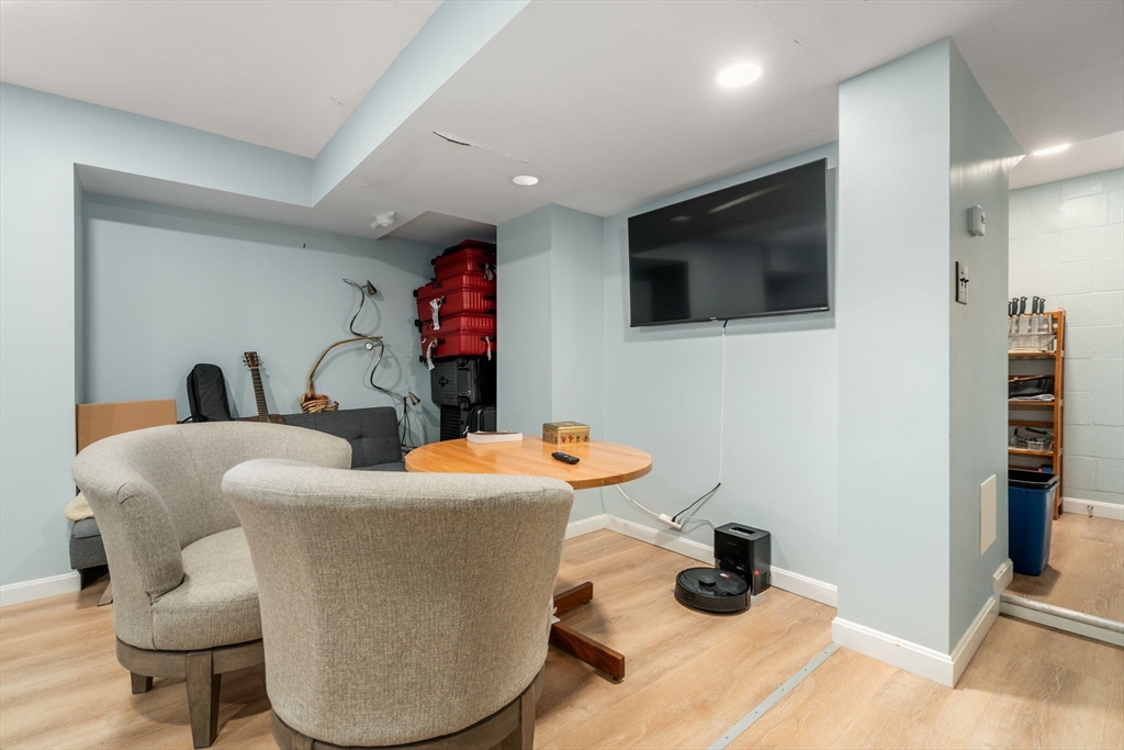 343 Harvard Street Cambridge, MA 02138 - Photo 27 of 41