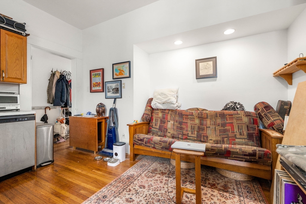 343 Harvard Street Cambridge, MA 02138 - Photo 34 of 41