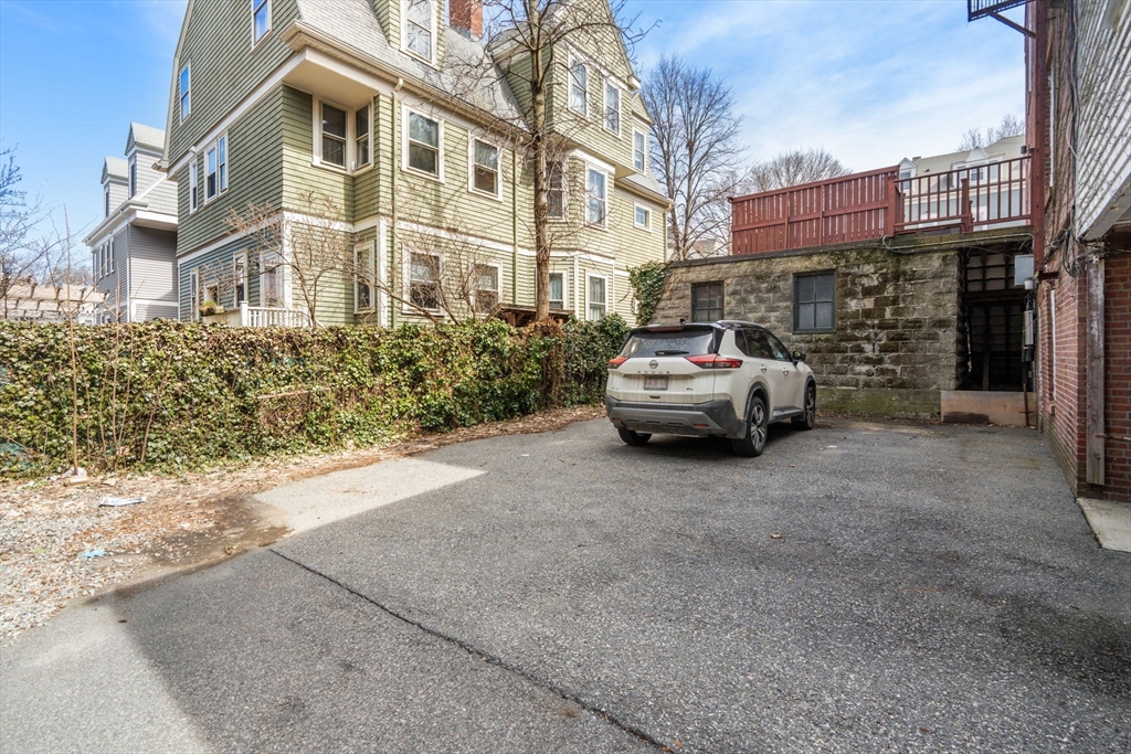 343 Harvard Street Cambridge, MA 02138 - Photo 4 of 41