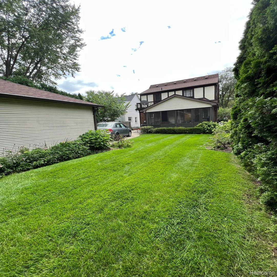 262 Fisher Road Grosse Pointe, MI 48230 - Photo 43 of 47 Gallery Image 43