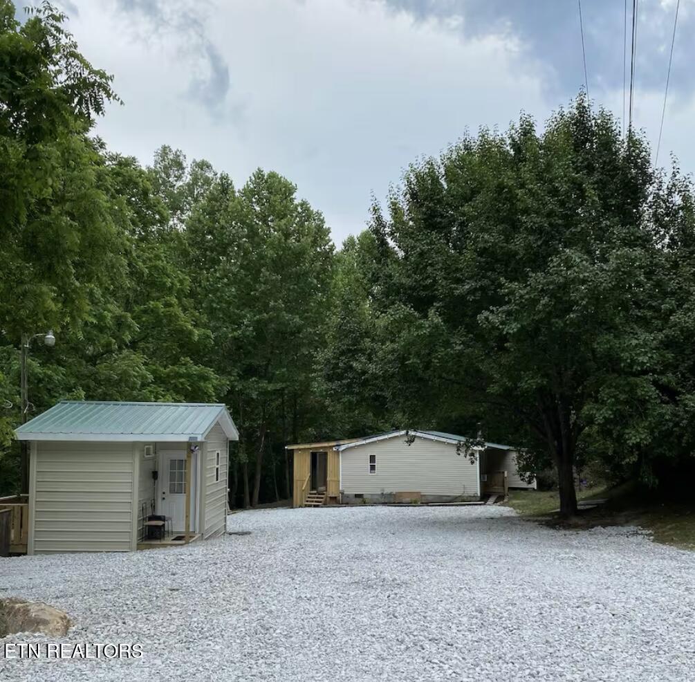 332 Habersham Road Duff, TN 37729 - Photo 6 of 23 IMG_3497