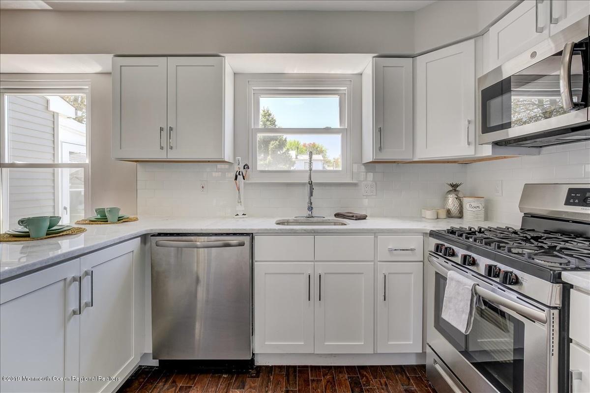 33 Starlight Road Howell, NJ 07731 - Photo 12 of 28 12-JKP_6168_69_70_71_72
