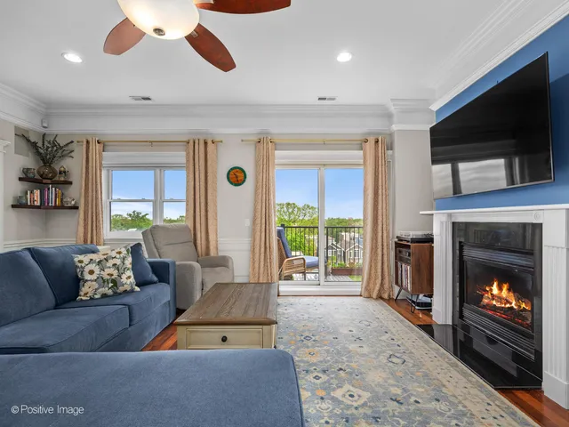 $675,000 | 2222 West Belmont Avenue, Unit 504, Chicago, IL 60618