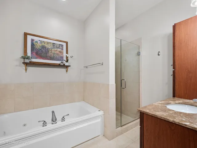 $675,000 | 2222 West Belmont Avenue, Unit 504, Chicago, IL 60618